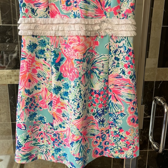 Lily Pulitzer summer dress size M, NWOT, never worn. - Picture 5 of 10